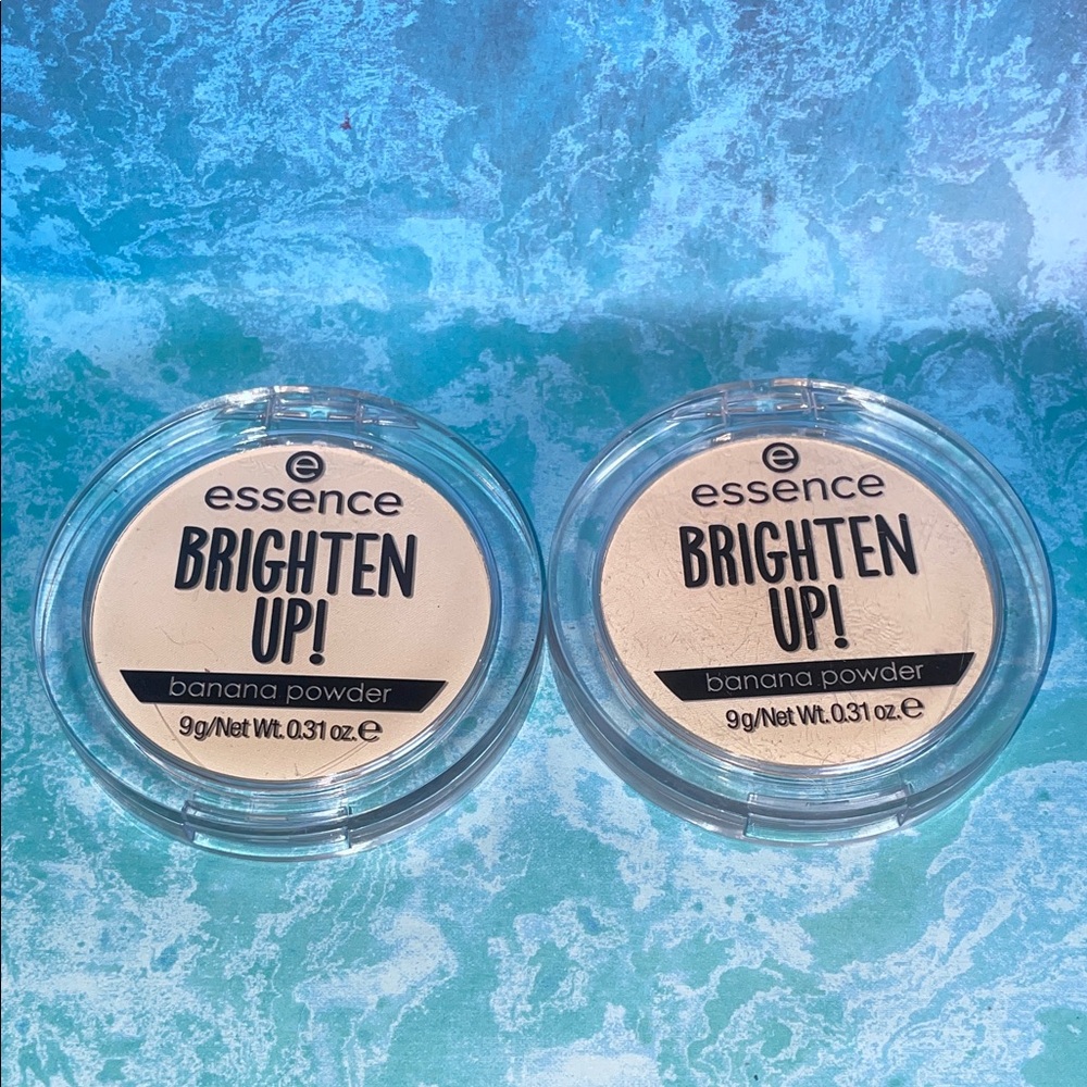 ESSENCE New Brighten Up Pressed Powder BABABANANA X2